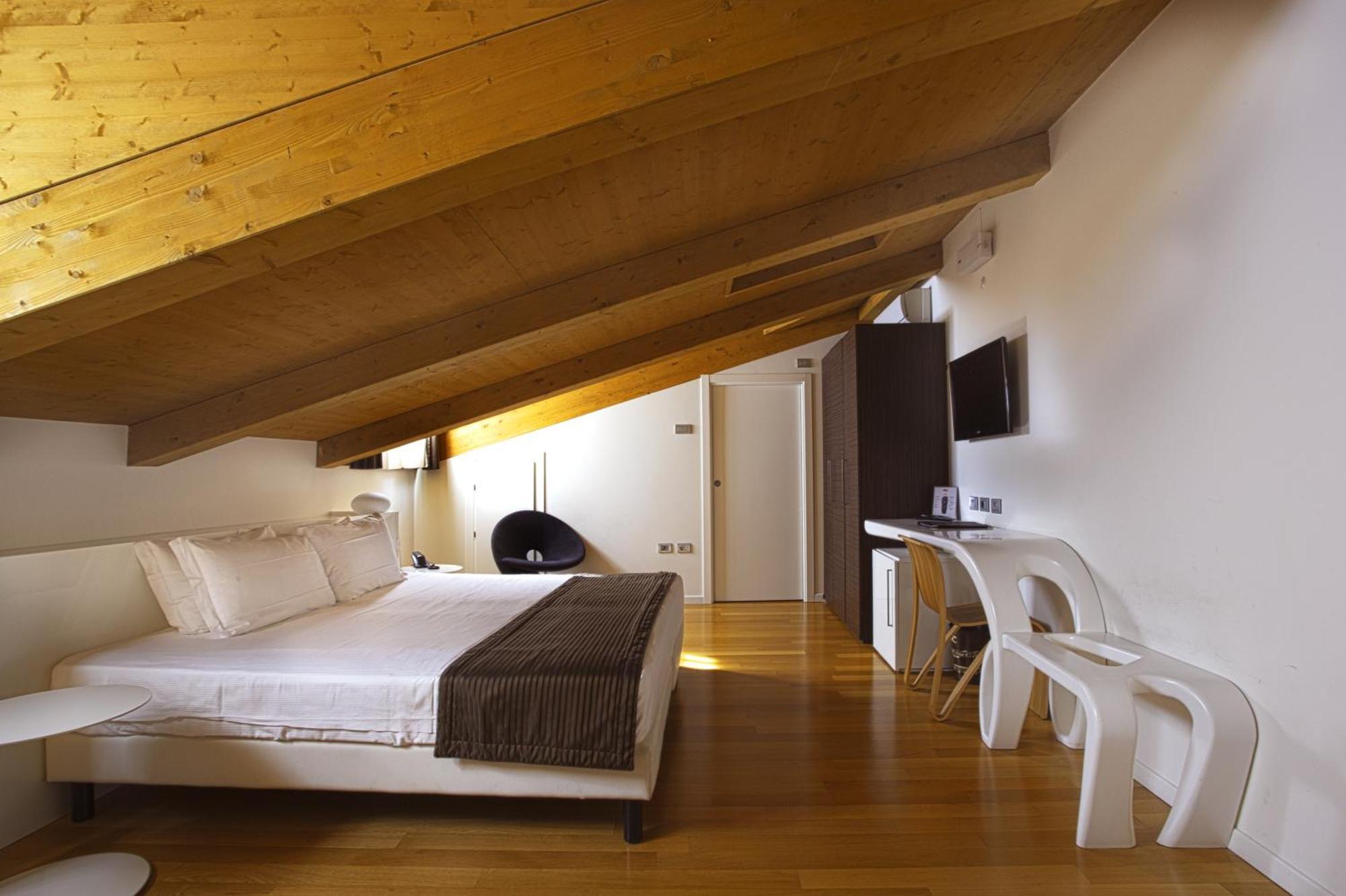 Hotel Coppe Triëst Buitenkant foto